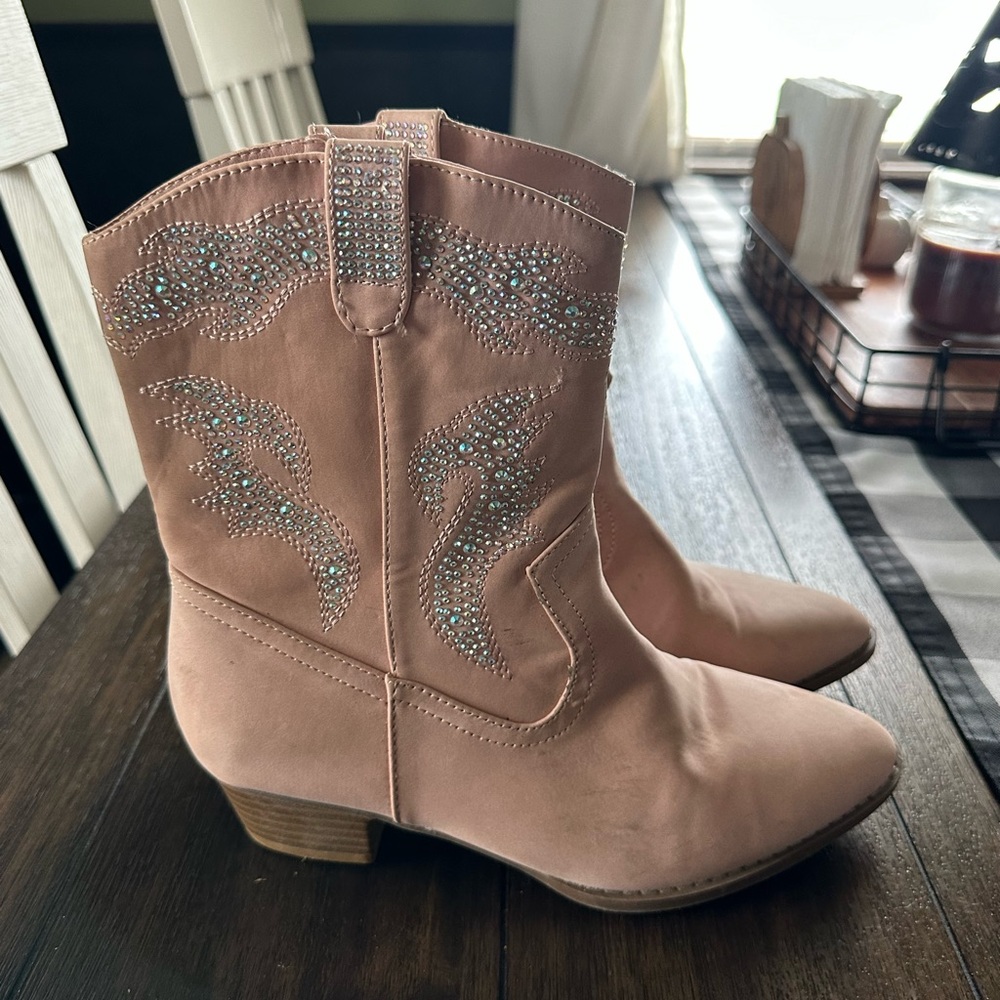 Girls Sparkly Boots